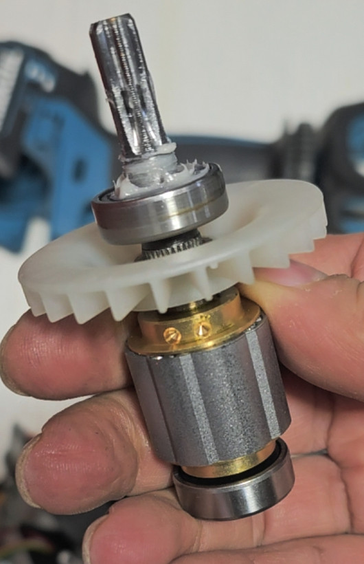 روتور دستگاه از بالاترین کیفیت بلبرینگ های صنعتی